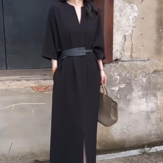 Elegantes V-Ausschnitt Midikleid mit Gürtel