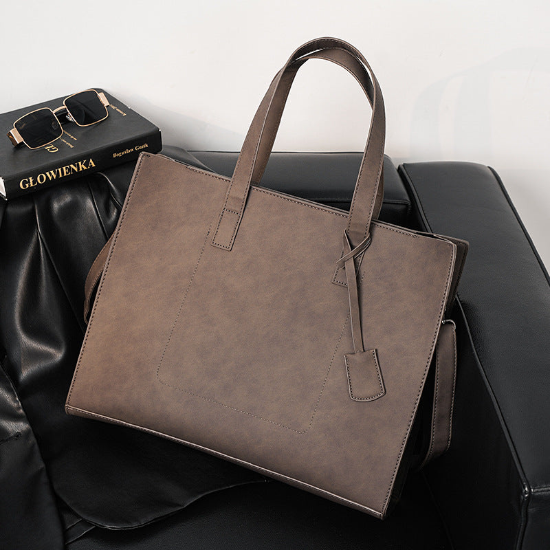 Crossbody-Tasche für Herren, 41 × 10 × 32 cm – Bild 4 | LuxeStyle