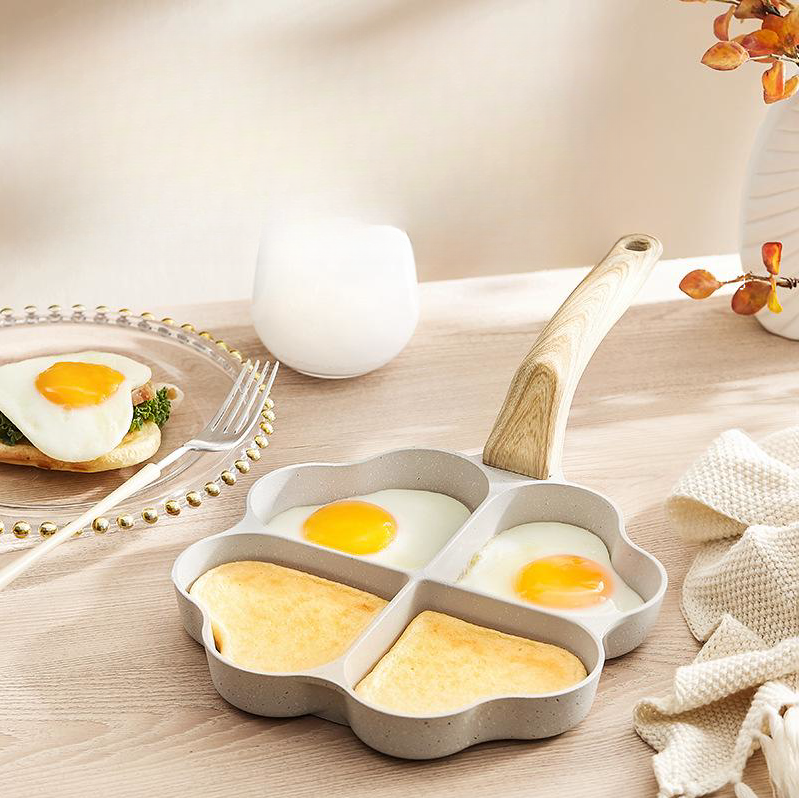 Vierloch-Bratpfanne aus Aluminium – Bild 2 | LuxeStyle