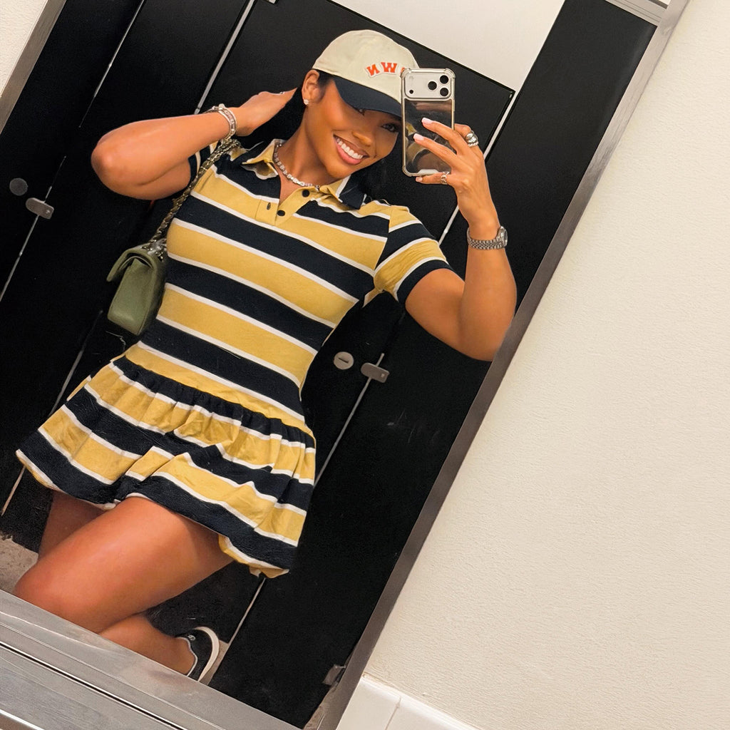 Gestreiftes Sportkleid mit Reverskragen – Bild 3 | LuxeStyle