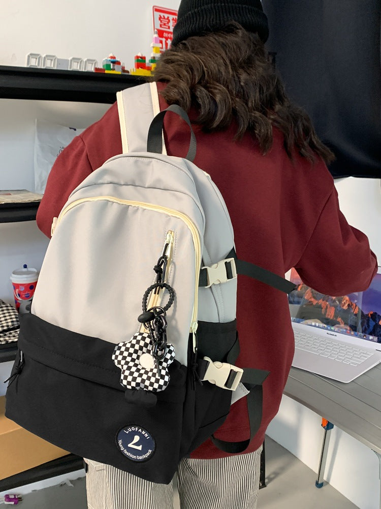 Minimalistischer Rucksack mit grossem Fassungsvermögen – Bild 6 | LuxeStyle