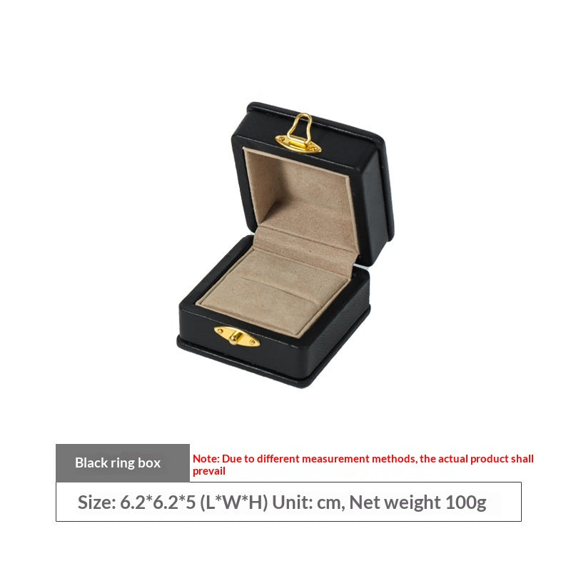 Leder-Diamanten-Schmuckkassette – Bild 3 | LuxeStyle