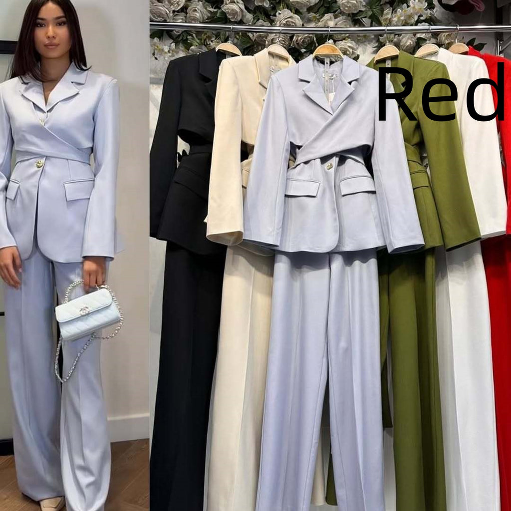 Damen Blazer und Hose mit geradem Bein