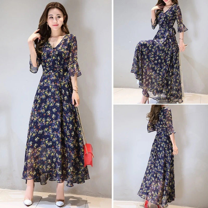 Sommerliches Chiffonkleid mit Blumenprint