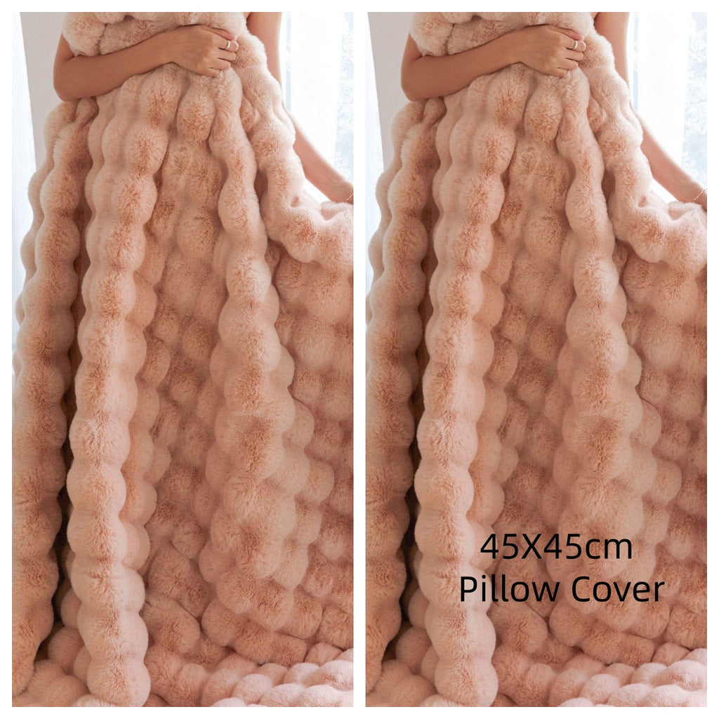 Kuschelige Decke aus Polyester mit Kissenbezug – Bild 4 | LuxeStyle