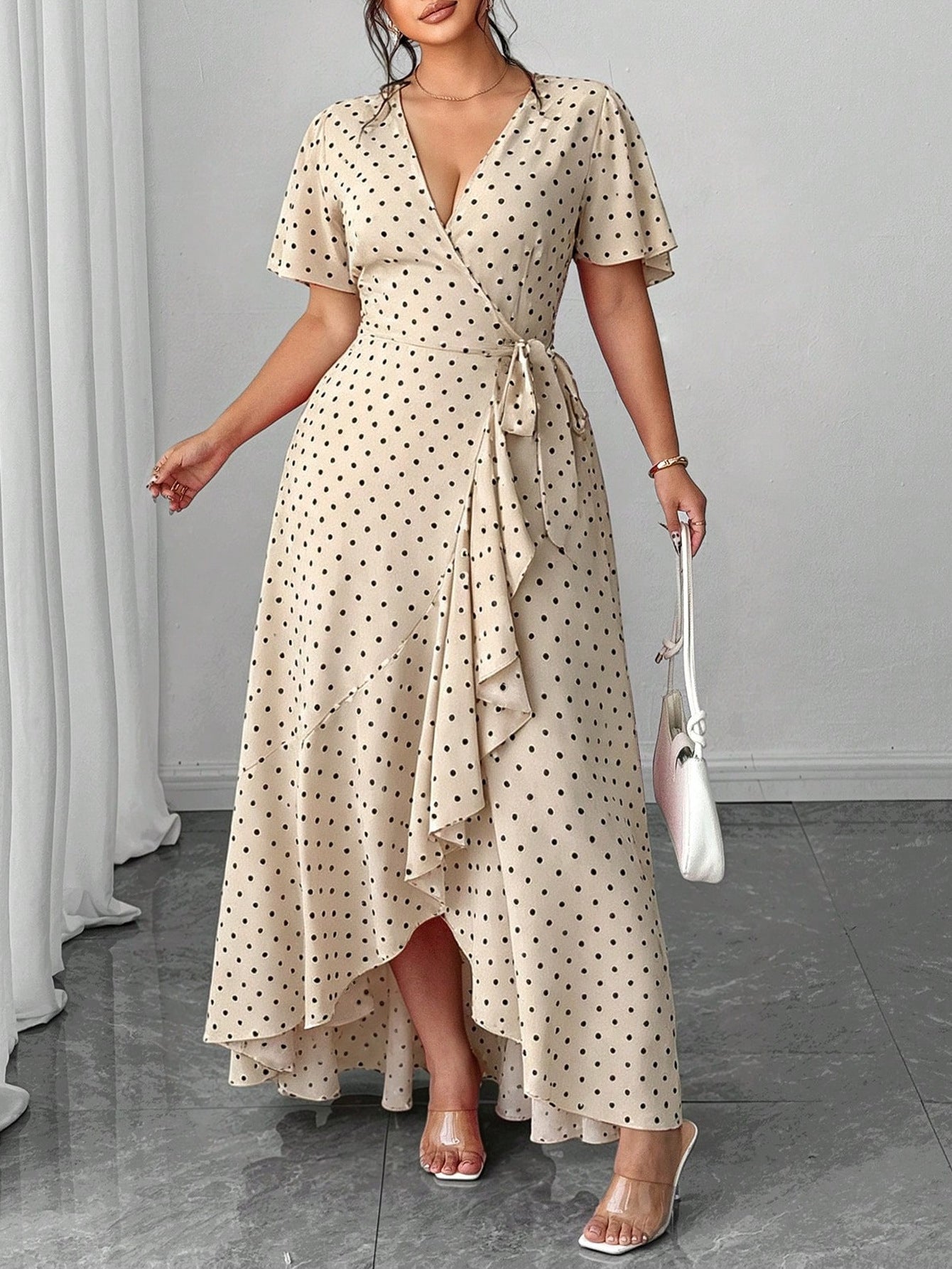 Midi-Kleid mit V-Ausschnitt und Blumenmuster