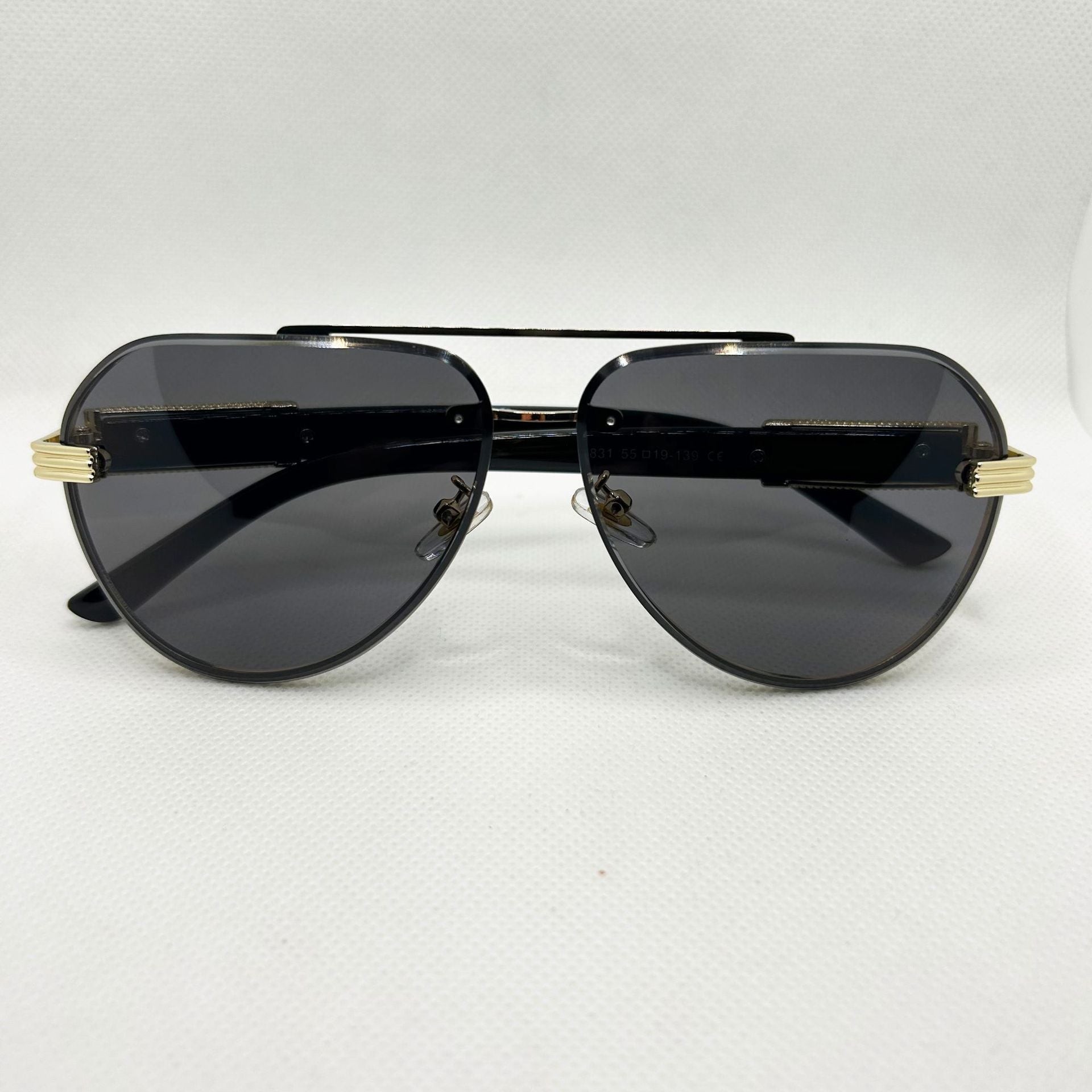 Randlose Sonnenbrille mit Leopardenkopf