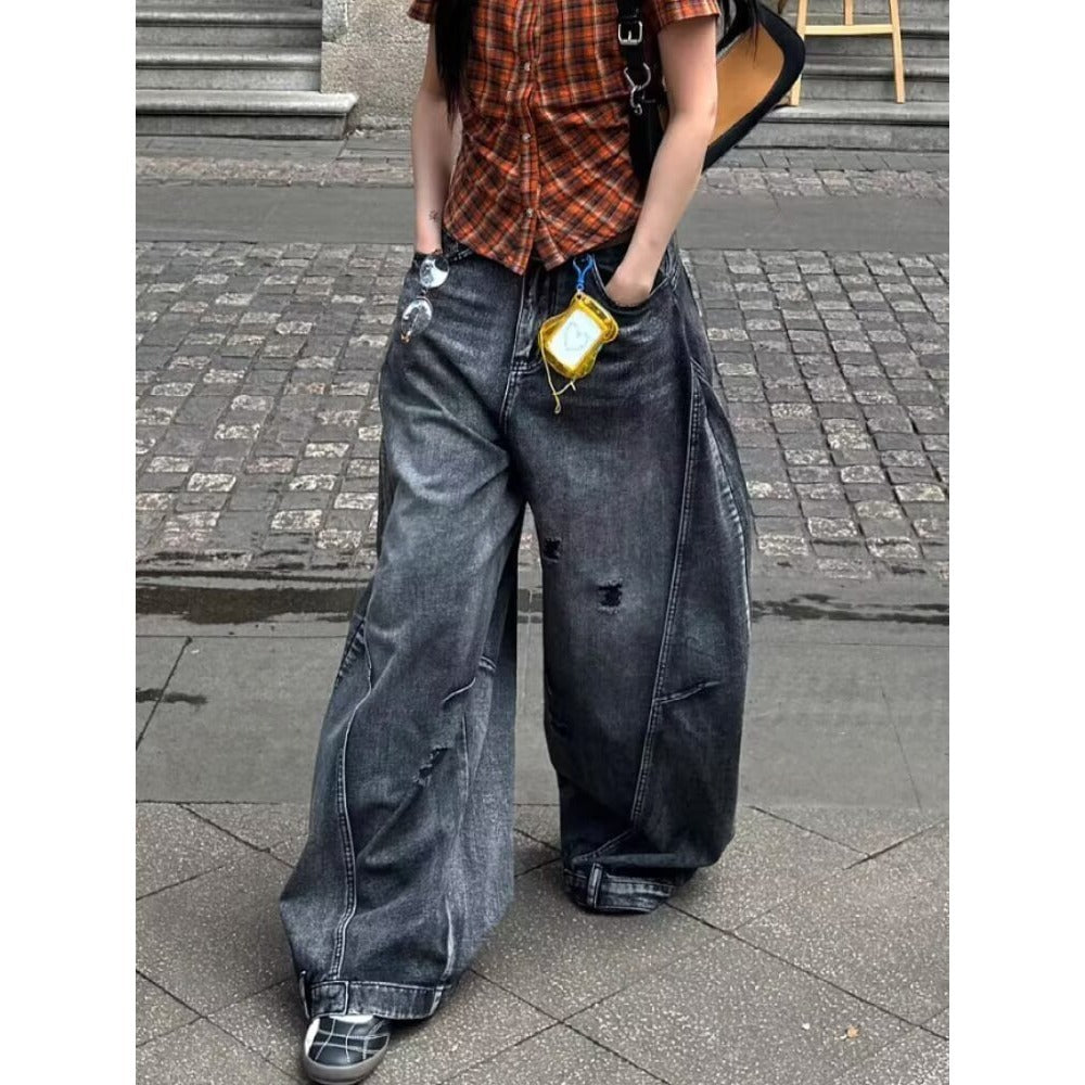 Schwarze, distressed Jeans