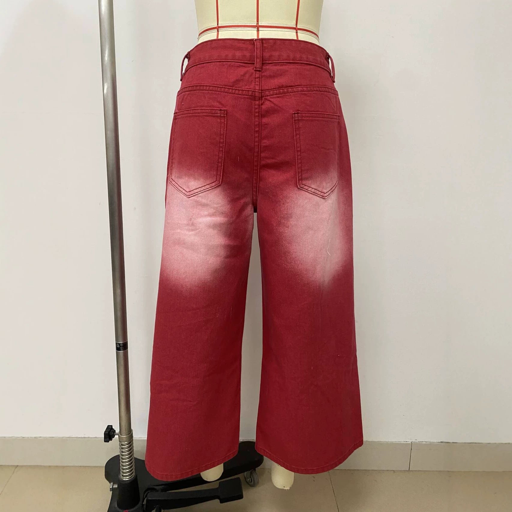 Vintage Capri Hose im Distressed Look – Ansicht 3
