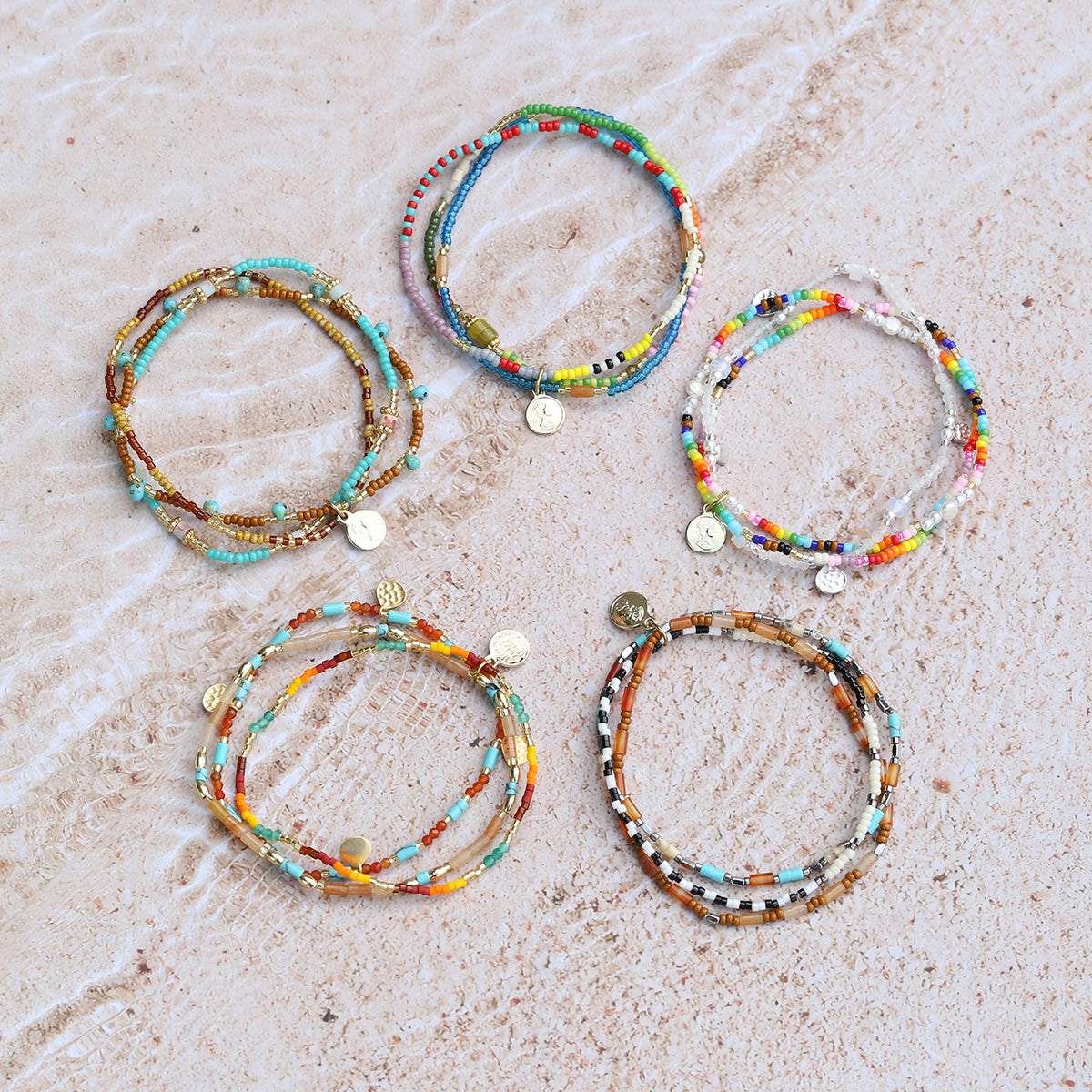 Dreilagiges Armband mit Halbedelsteinen – Bild 6 | LuxeStyle