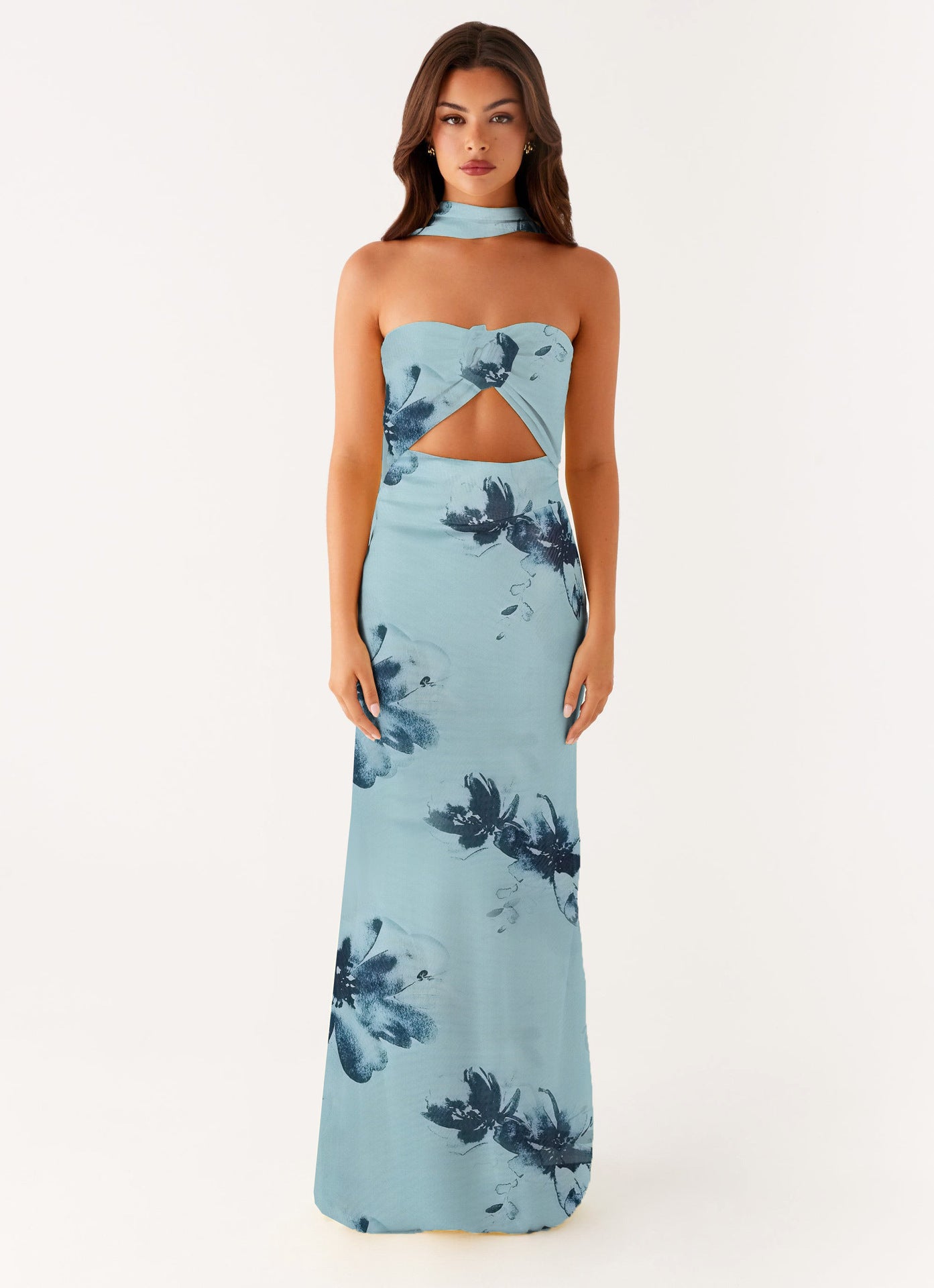 Blumiges Kleid mit Schnürung