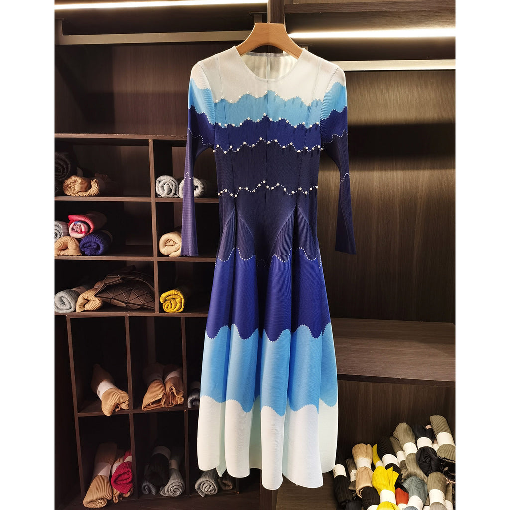 Elegant bedrucktes Color-Block Kleid – Bild 10 | LuxeStyle