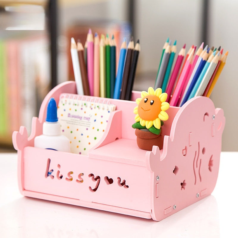 Niedlicher Organizer mit Schubladen