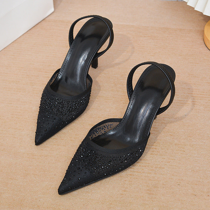Glänzende Mesh-Mules mit spitzer Zehenpartie