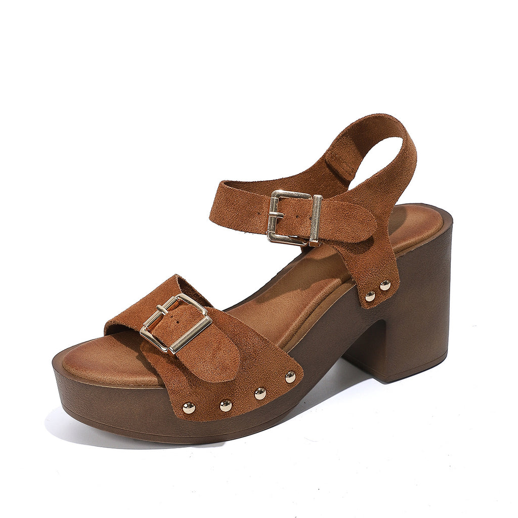 Plateau-Sandalen mit Riemchen und Schnalle – Bild 4 | LuxeStyle