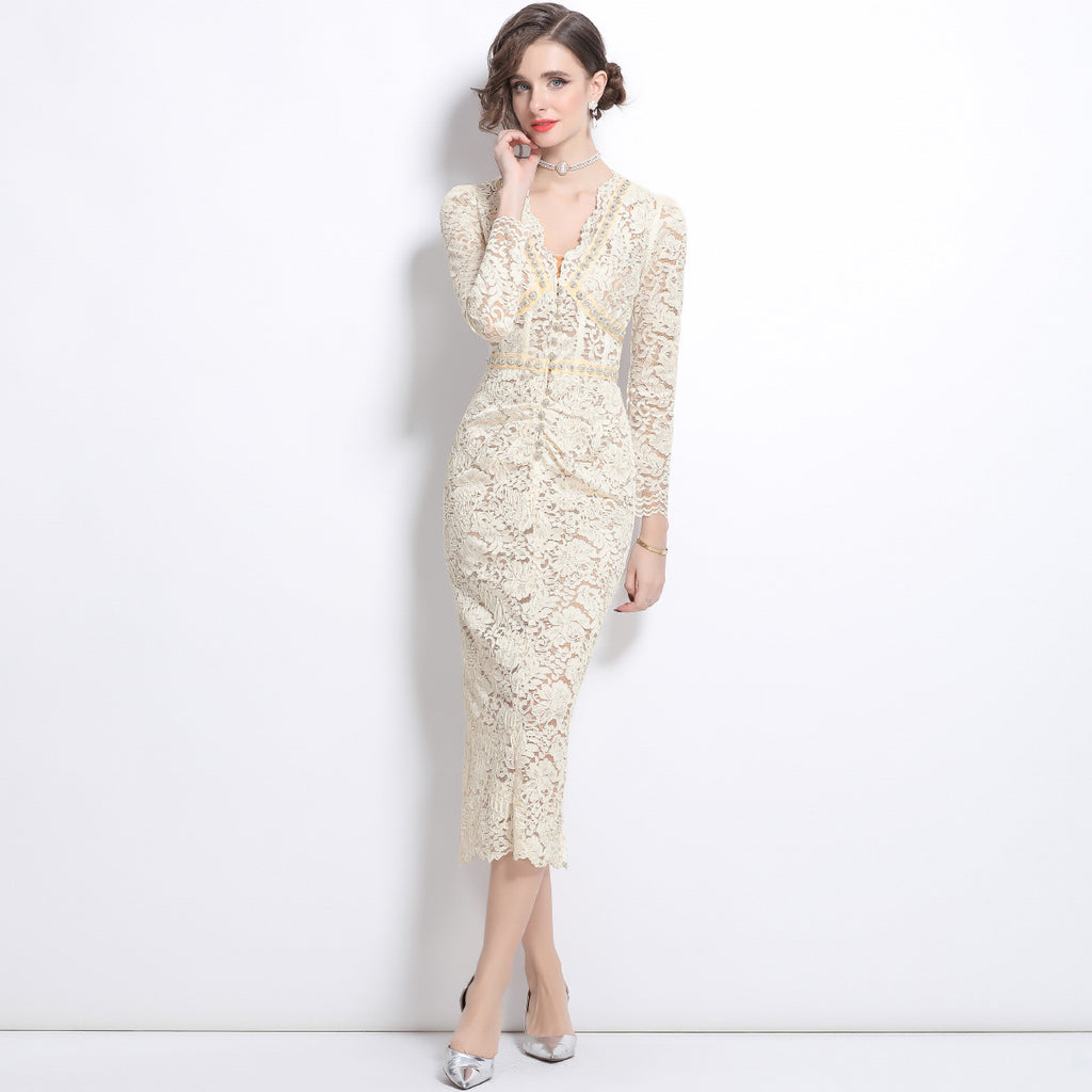 Elegantes florales Spitzenkleid mit V-Ausschnitt – Bild 3 | LuxeStyle