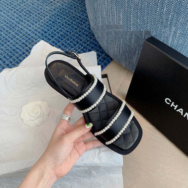 Französische Perlen-Sandalen – Bild 4 | LuxeStyle