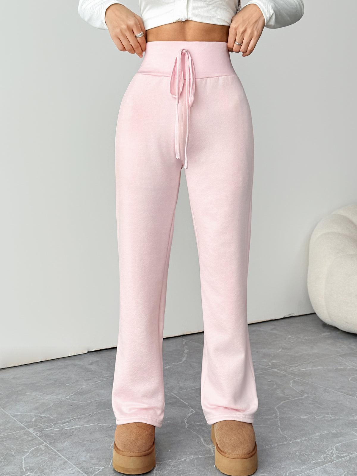 Freizeit-Hose mit schlankmachendem Schnür-Design – Bild 6 | LuxeStyle