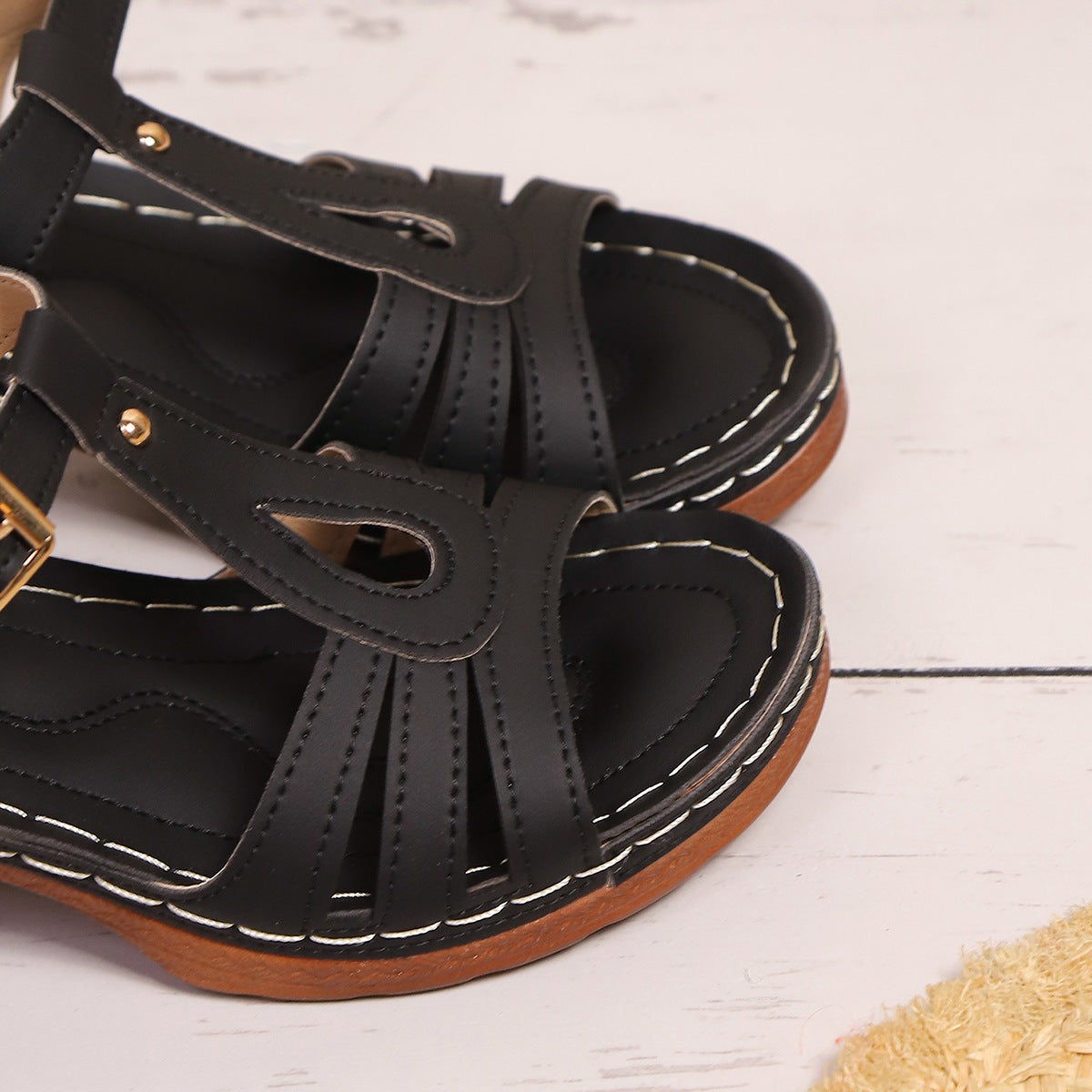 Riemchen-Sandalen mit klobigem Absatz