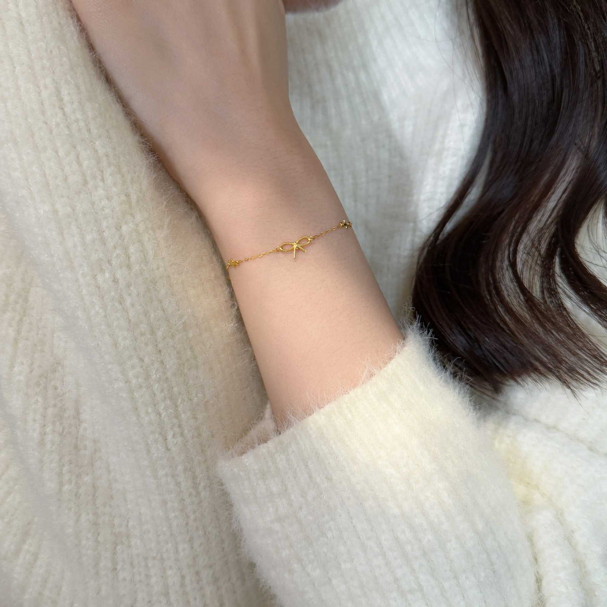 S925 Sterling Silber 18K vergoldetes Schleifenarmband – Bild 3 | LuxeStyle