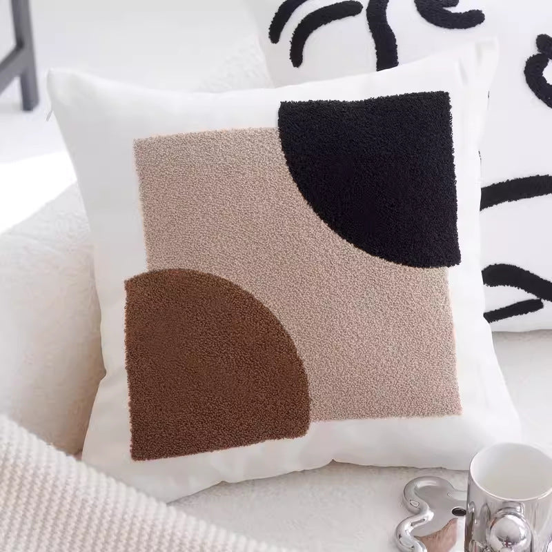 Minimalistisches Kissen aus Samt