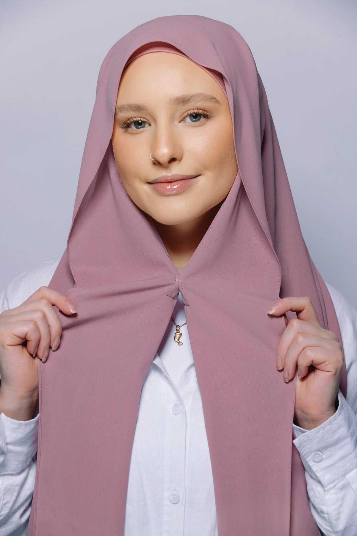 Kopftuch mit integriertem Magnetverschluss – Bild 5 | LuxeStyle