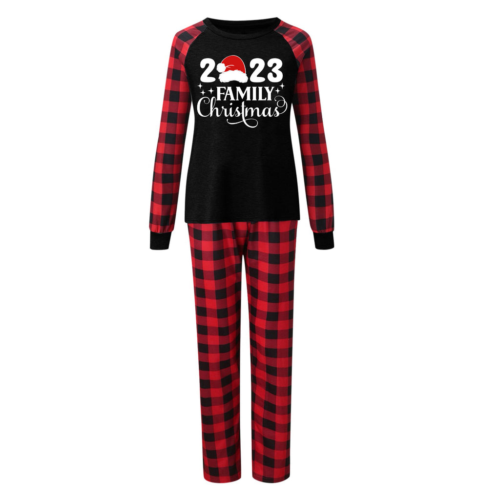 Weihnachts Pyjama-Set für die ganze Familie