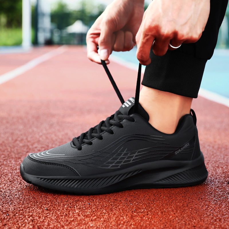 Wasserdichte Herren-Sneaker aus schwarzem Leder – Bild 9 | LuxeStyle