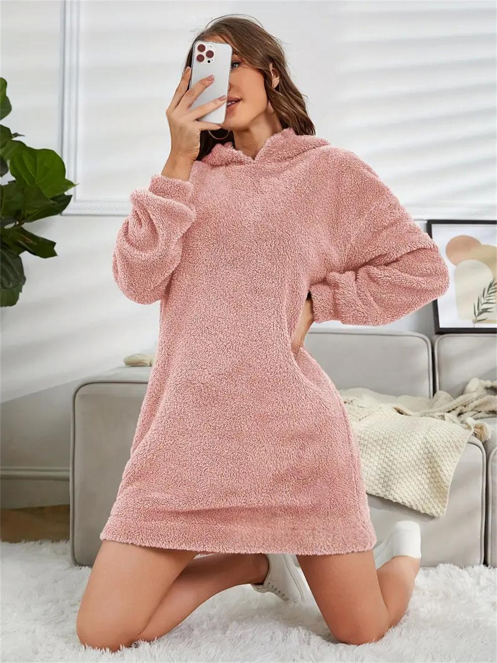 Kapuzenlangarmkleid