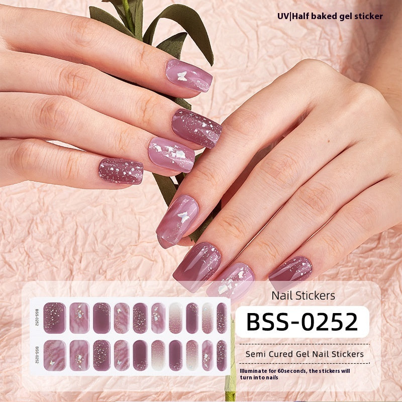 Nagelsticker mit Gradient-Effekt