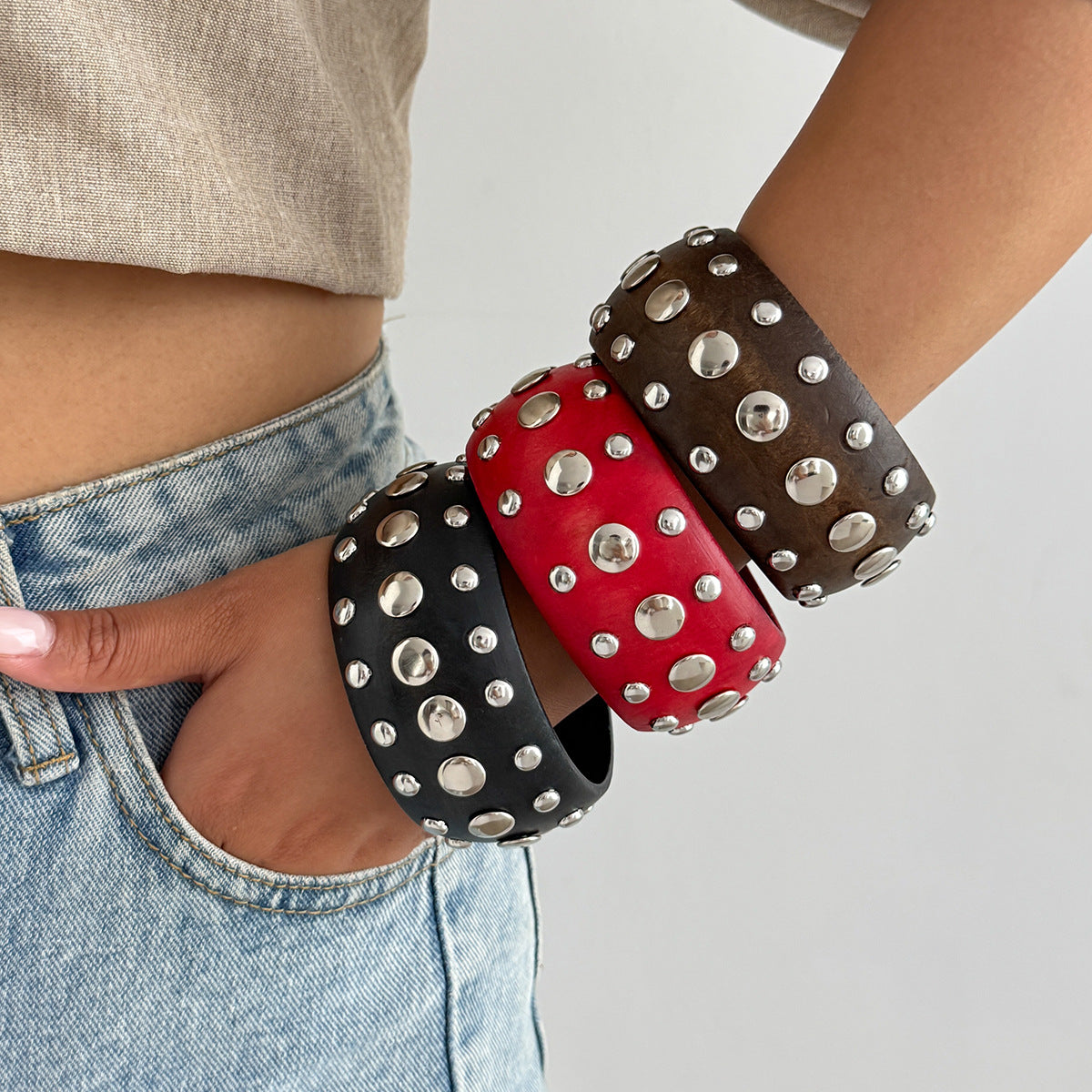 Geometrisches Holzarmband im Punk-Stil – Bild 8 | LuxeStyle