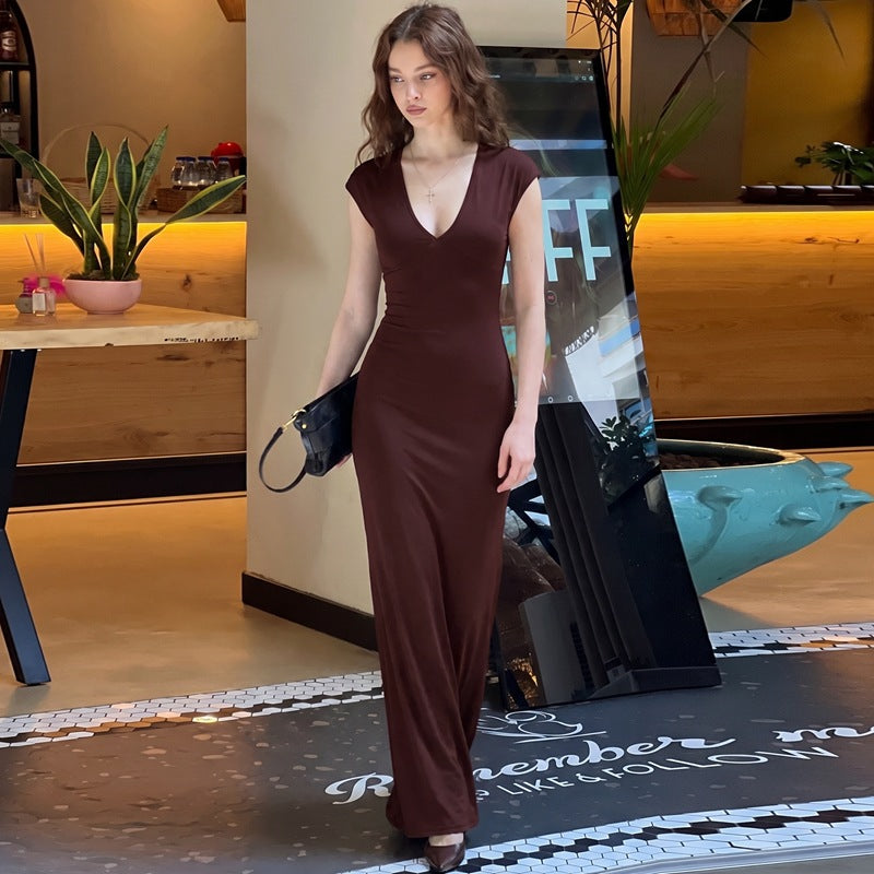 Figurbetontes Strickkleid mit V-Ausschnitt | LuxeStyle