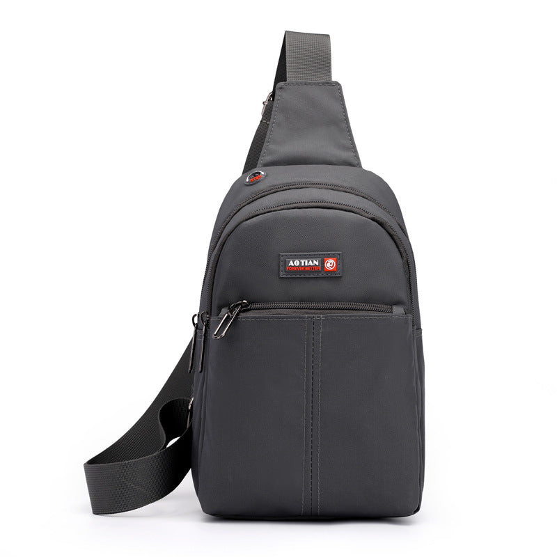 Sportliche, minimalistische Crossbody Bag für Herren – Ansicht 3