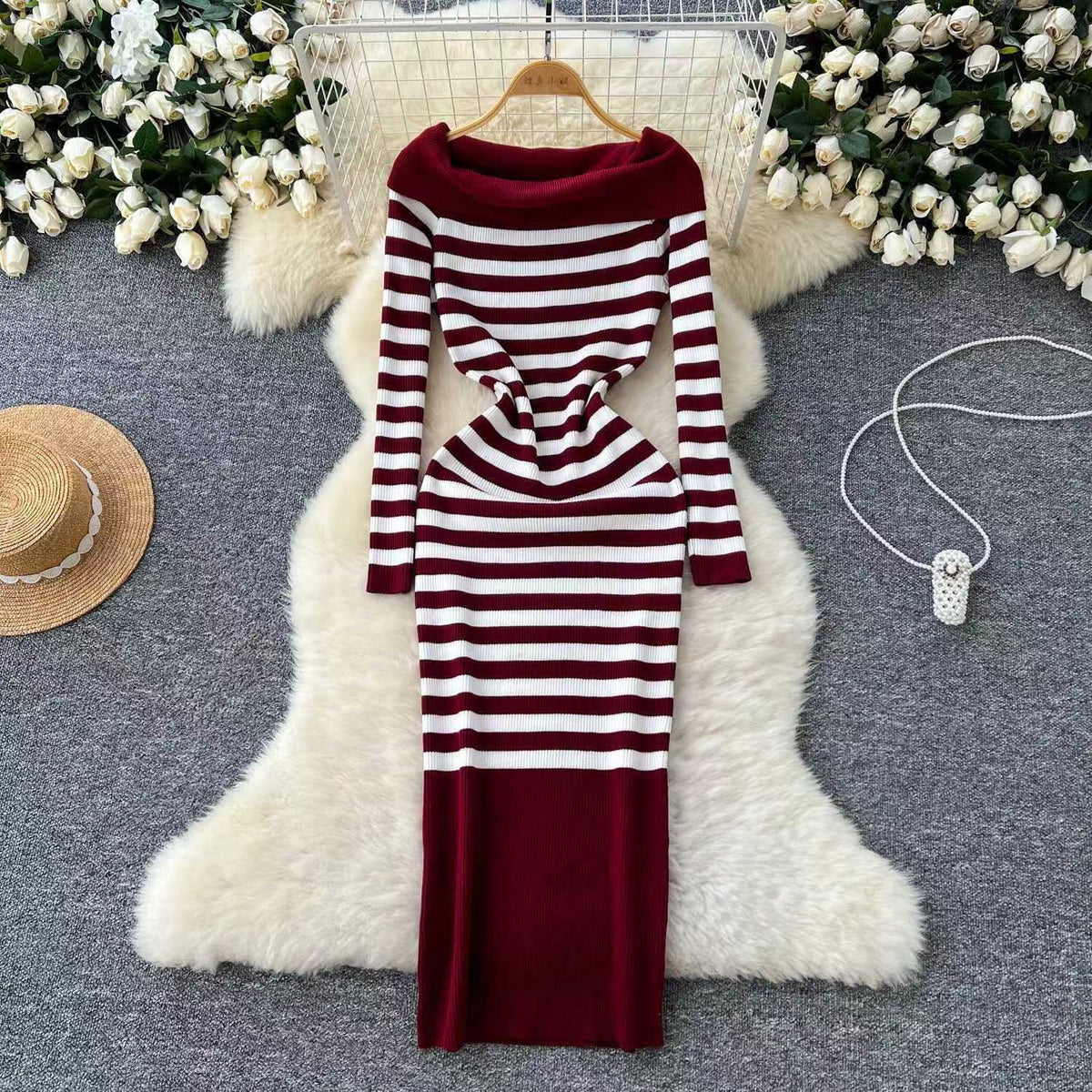 Schulterfreies Strickkleid gestreift – Bild 6 | LuxeStyle