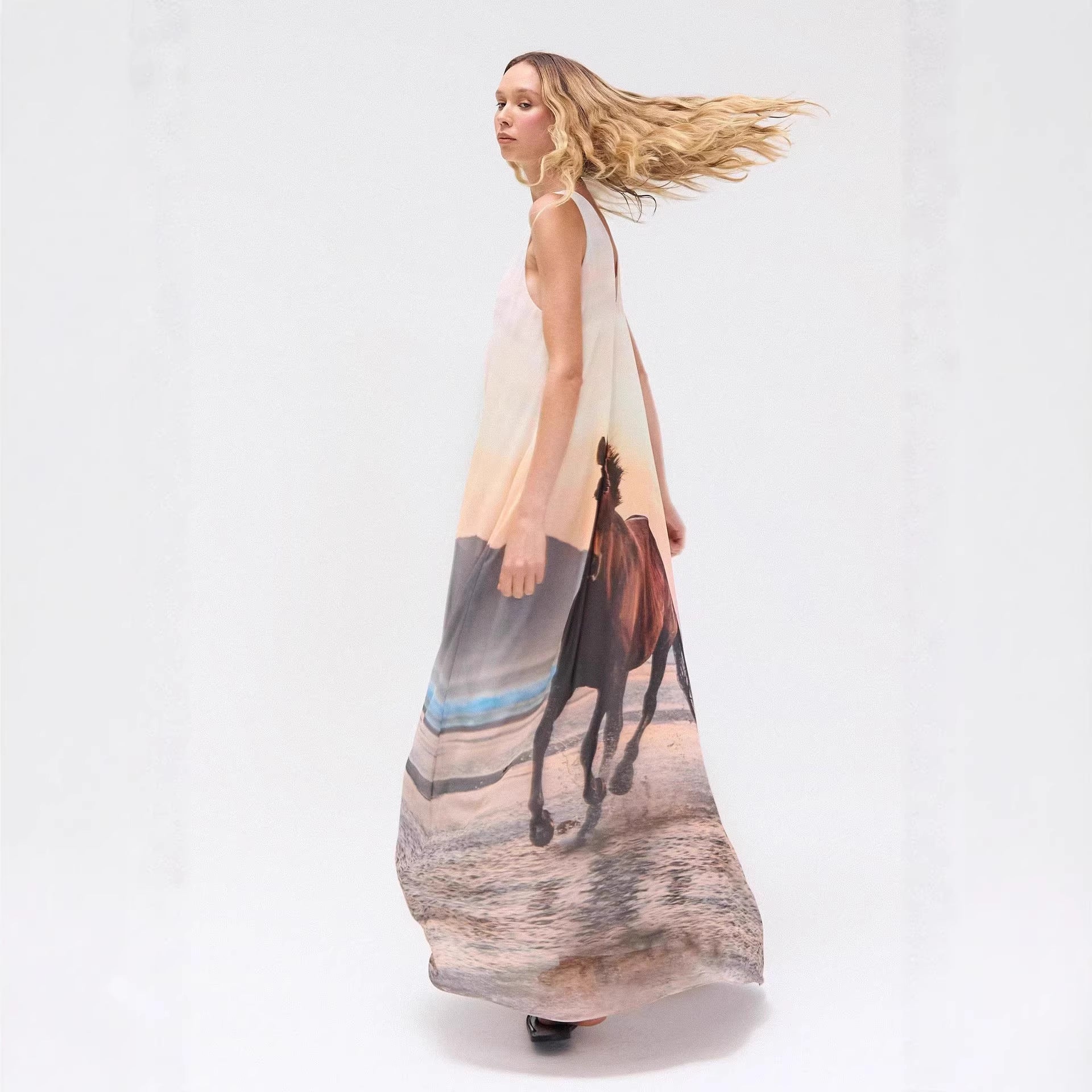 Strandkleid mit Pferdedruck