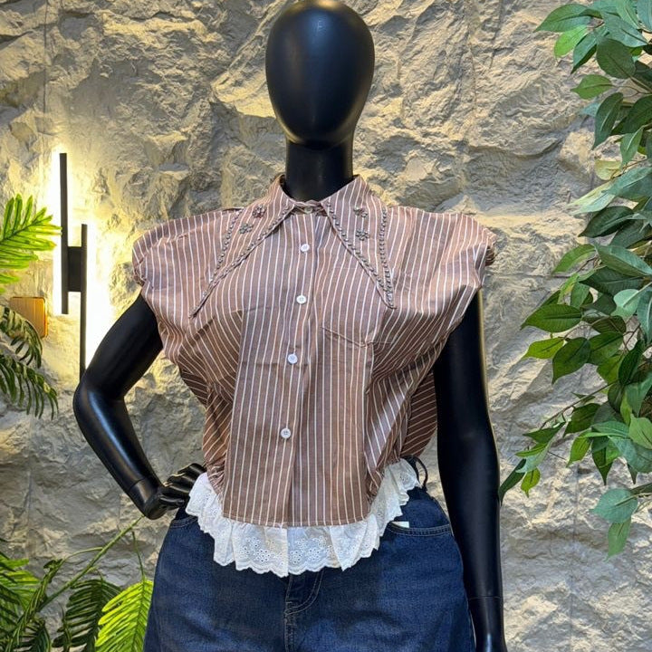 Gestreiftes Kurzarmhemd mit Perlen-Patchwork