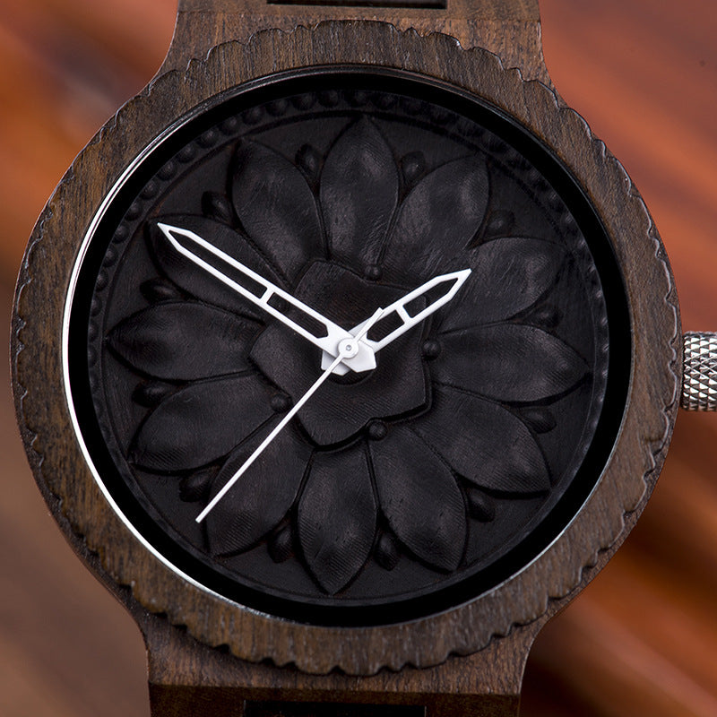 Holz-Armbanduhr, sportlich & personalisiert