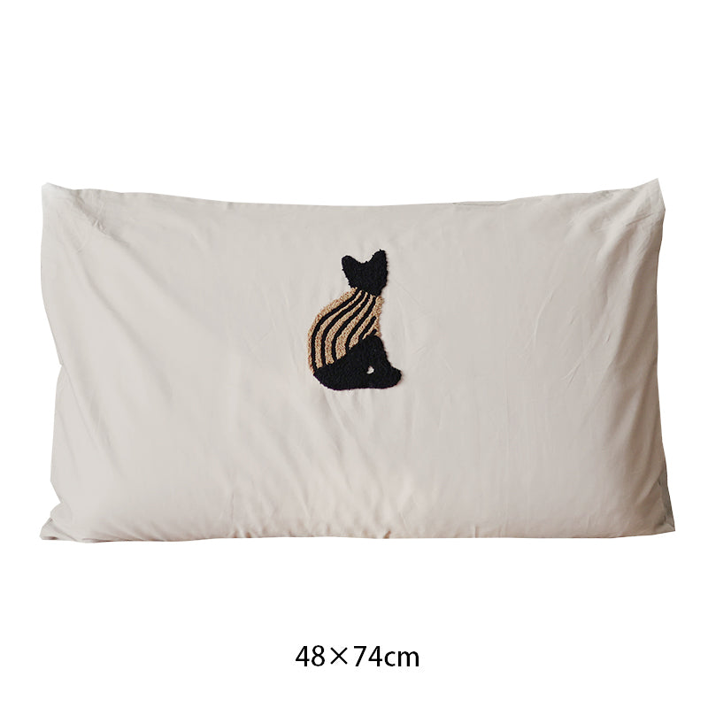 Plüschiger Kissenbezug mit Tiermotiven – Bild 3 | LuxeStyle