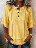 Bedrucktes Henley-Shirt mit Knopfleiste & Raw-Hem