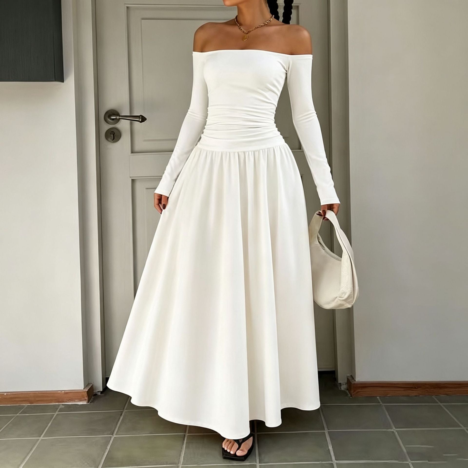 Taille-schmeichelndes Langarm-Dress ohne Schulter