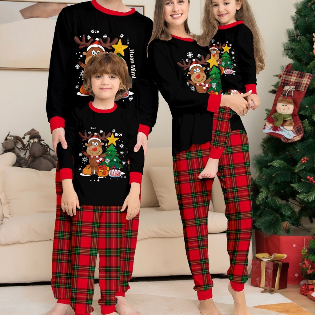 Weihnachtliches Familien-Outfit im Hirsch-Design