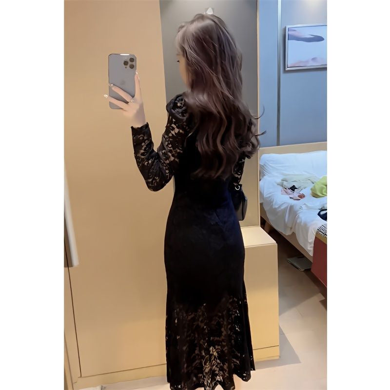 Elegantes schwarzes Spitzenkleid mit V-Ausschnitt