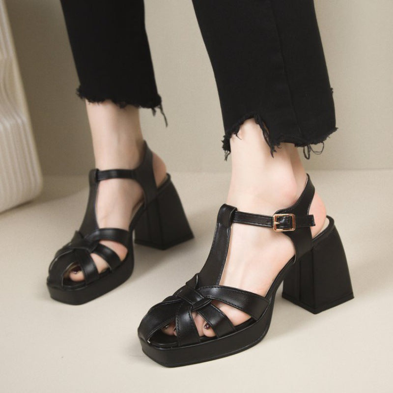 High Heels im römischen Stil – Bild 6 | LuxeStyle