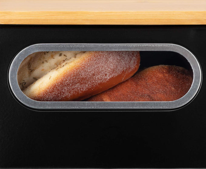 Brotbox aus Metall mit Bambusdeckel