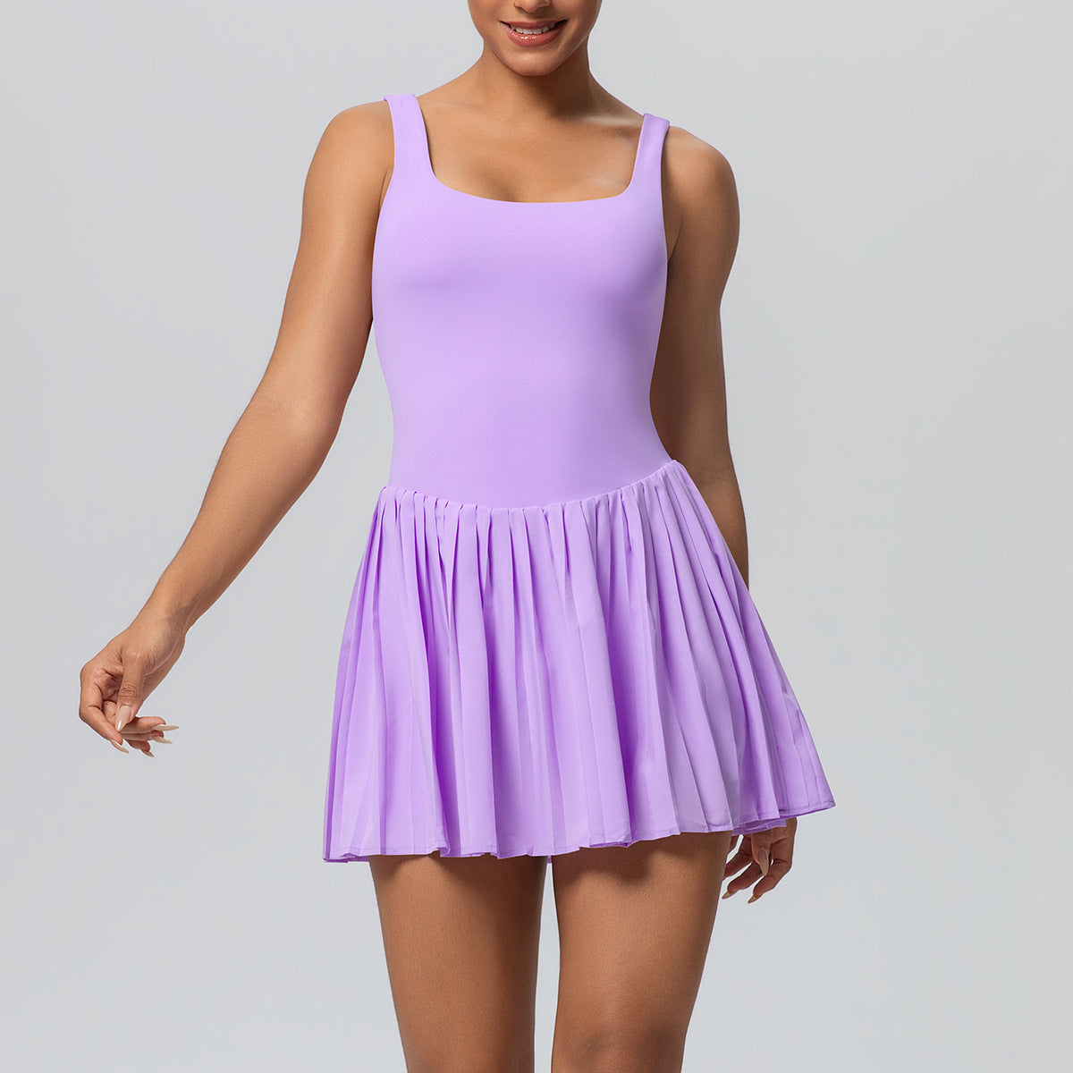 Tennis-Kleid «Match» · Plissee, integrierte Shorts