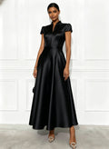 Elegantes Satin-Strickkleid mit weitem Saum – Bild 2 | LuxeStyle