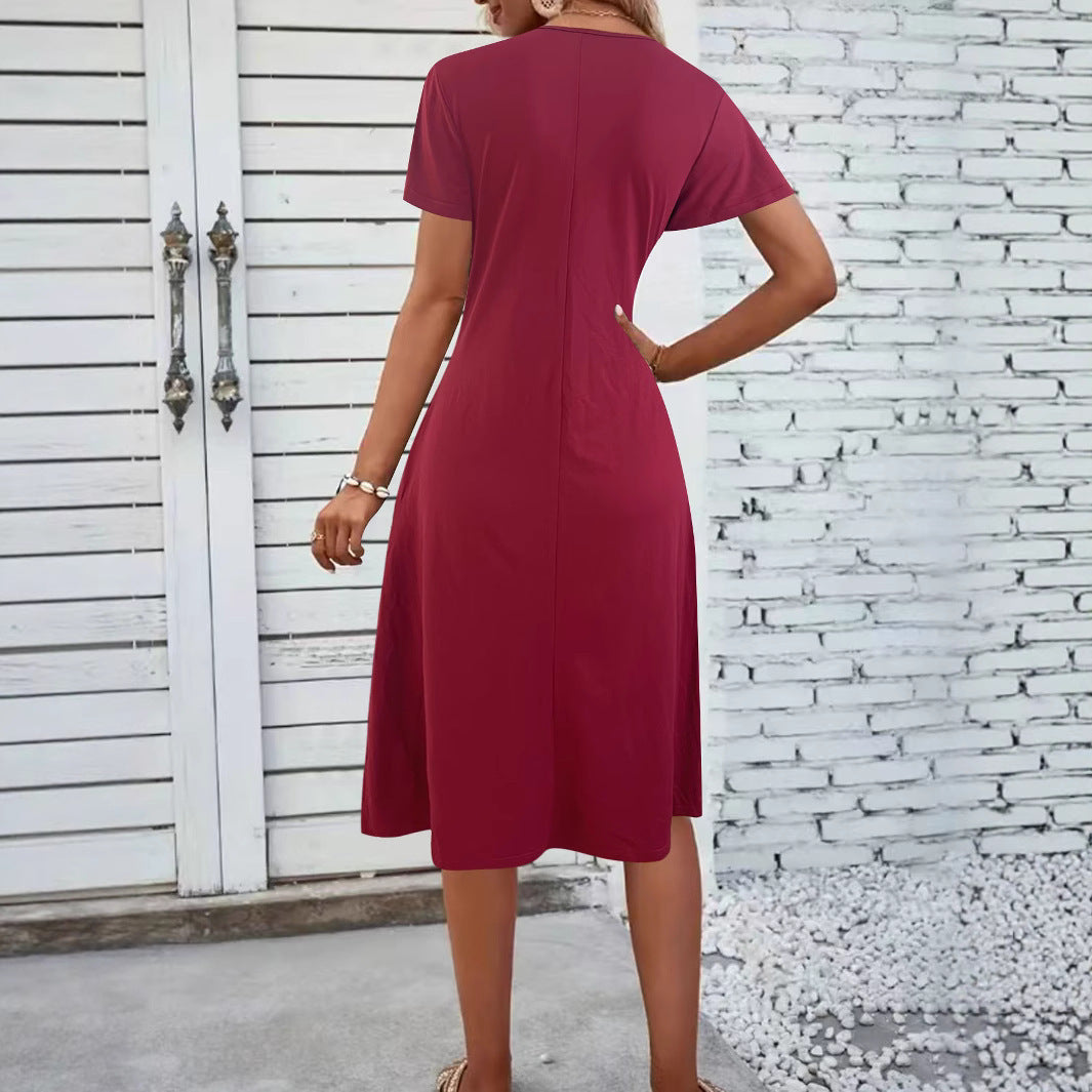 Sommerkleid mit V-Ausschnitt und Kapuze – Bild 5 | LuxeStyle