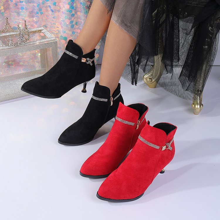 Spitze Stiletto-Booties mit Fleece-Futter