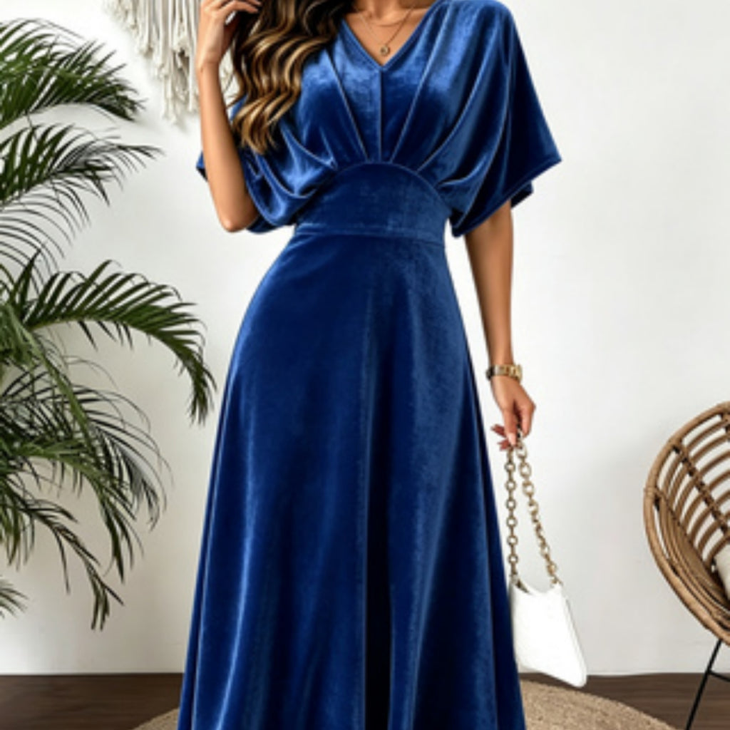 Lässiges V-Ausschnitt-Kleid – Bild 1 | LuxeStyle
