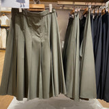 Farbe: Oliv